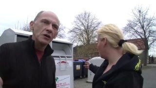 Berliner Ehefrau gefällt es mit Fremden Kerlen zu Ficken